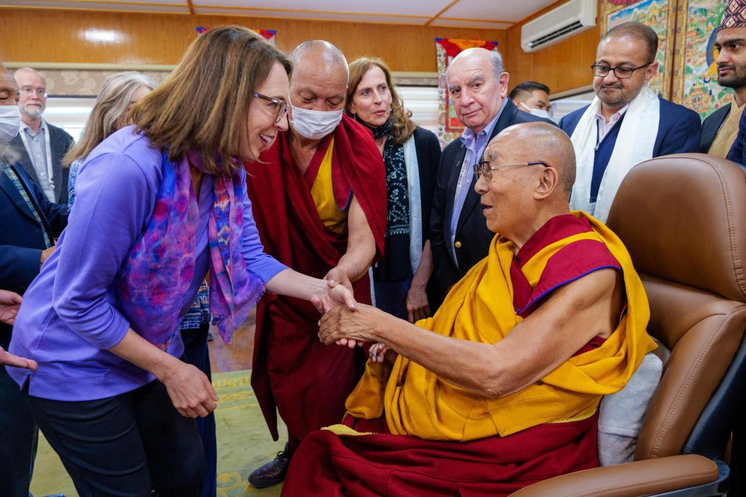 会议HHDL